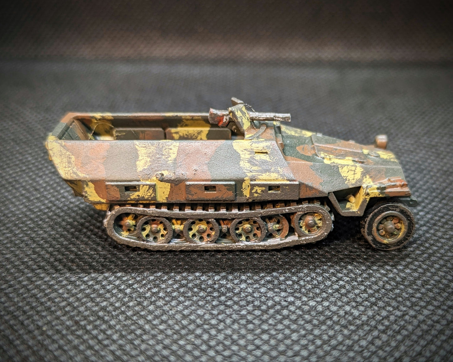 Sd.Kfz. 251 15mm/1:100 Scale