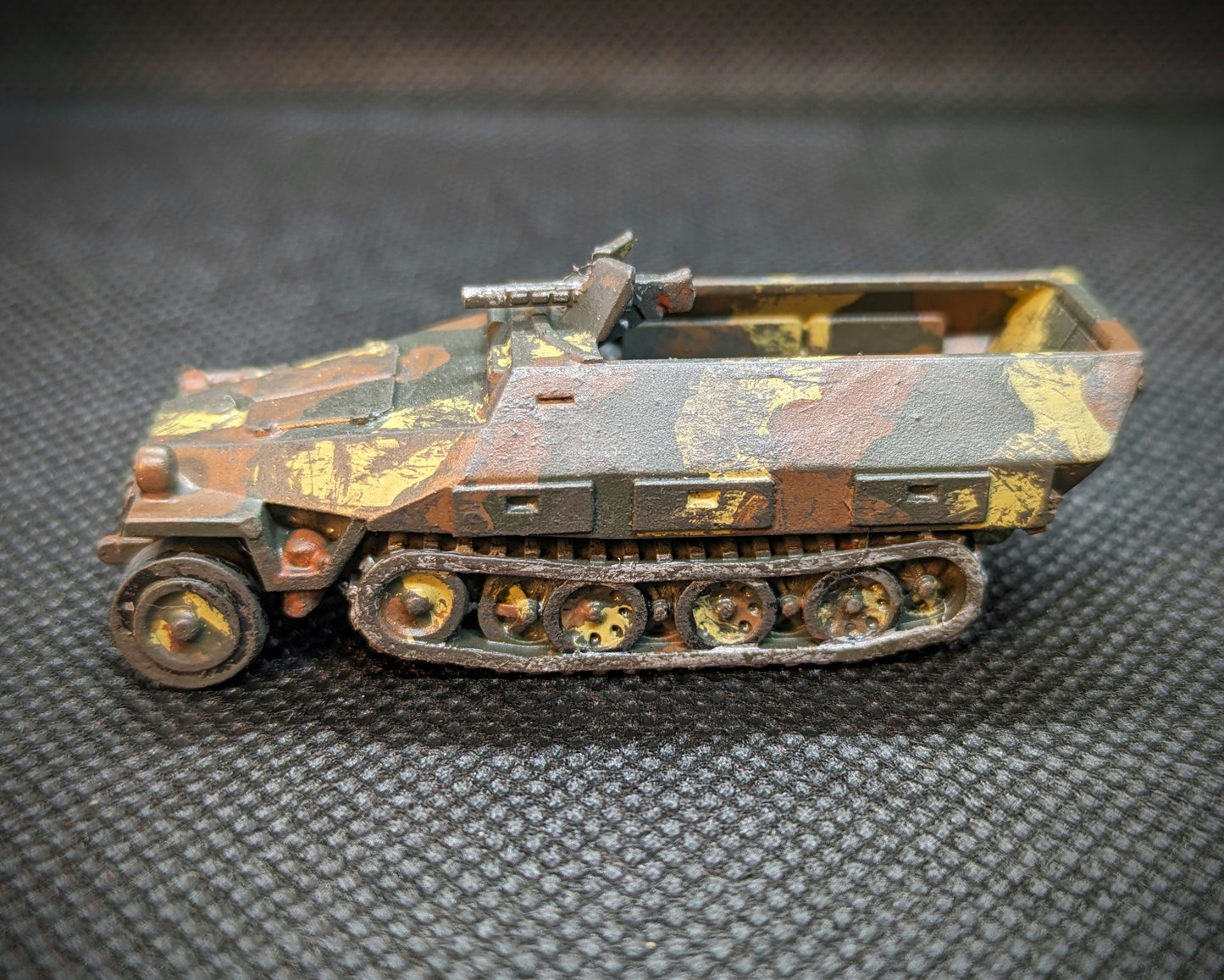 Sd.Kfz. 251 15mm/1:100 Scale