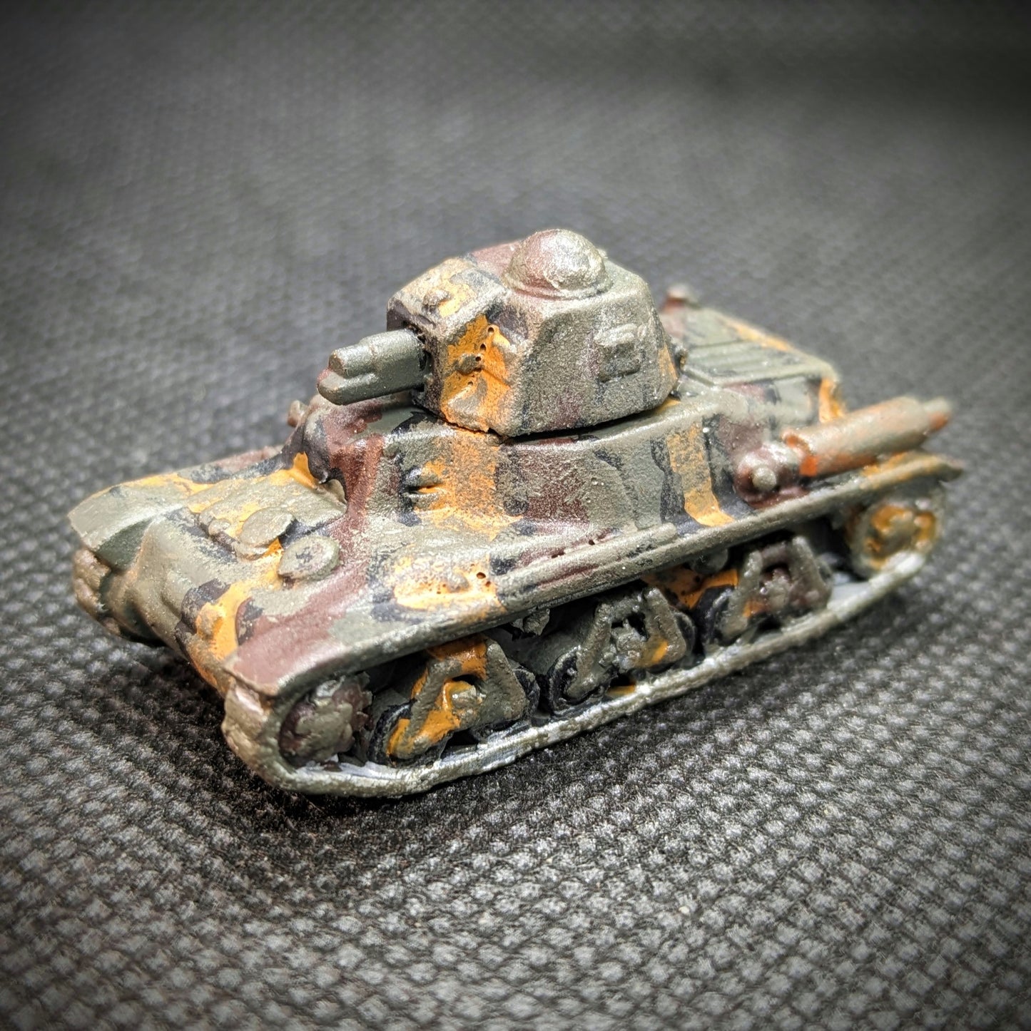 Hotchkiss H39 15mm/1:100 Scale